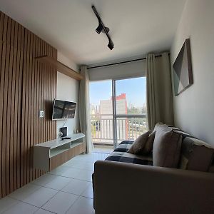 Apesinho Bras - Downtown Smart Living